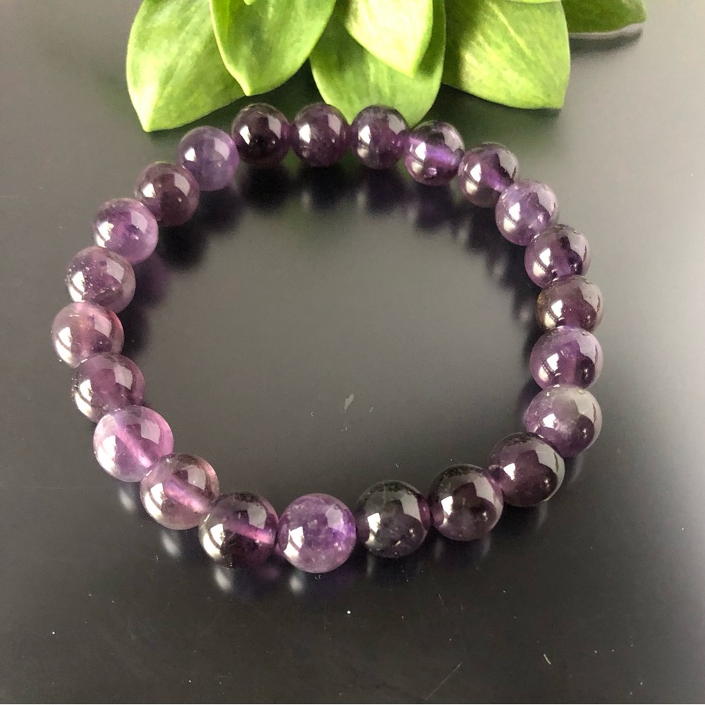 Amethyst 8mm Natural Stone Beads Stretchable Bracelet - Picture 3 of 3